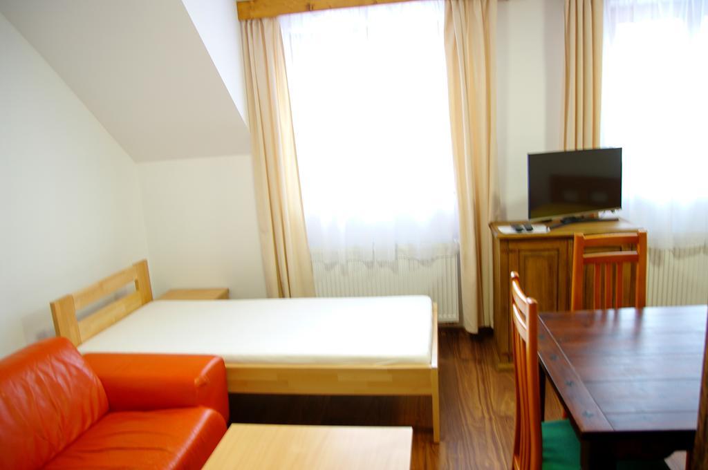 Vila Pod Bránou Poprad Exteriér fotografie